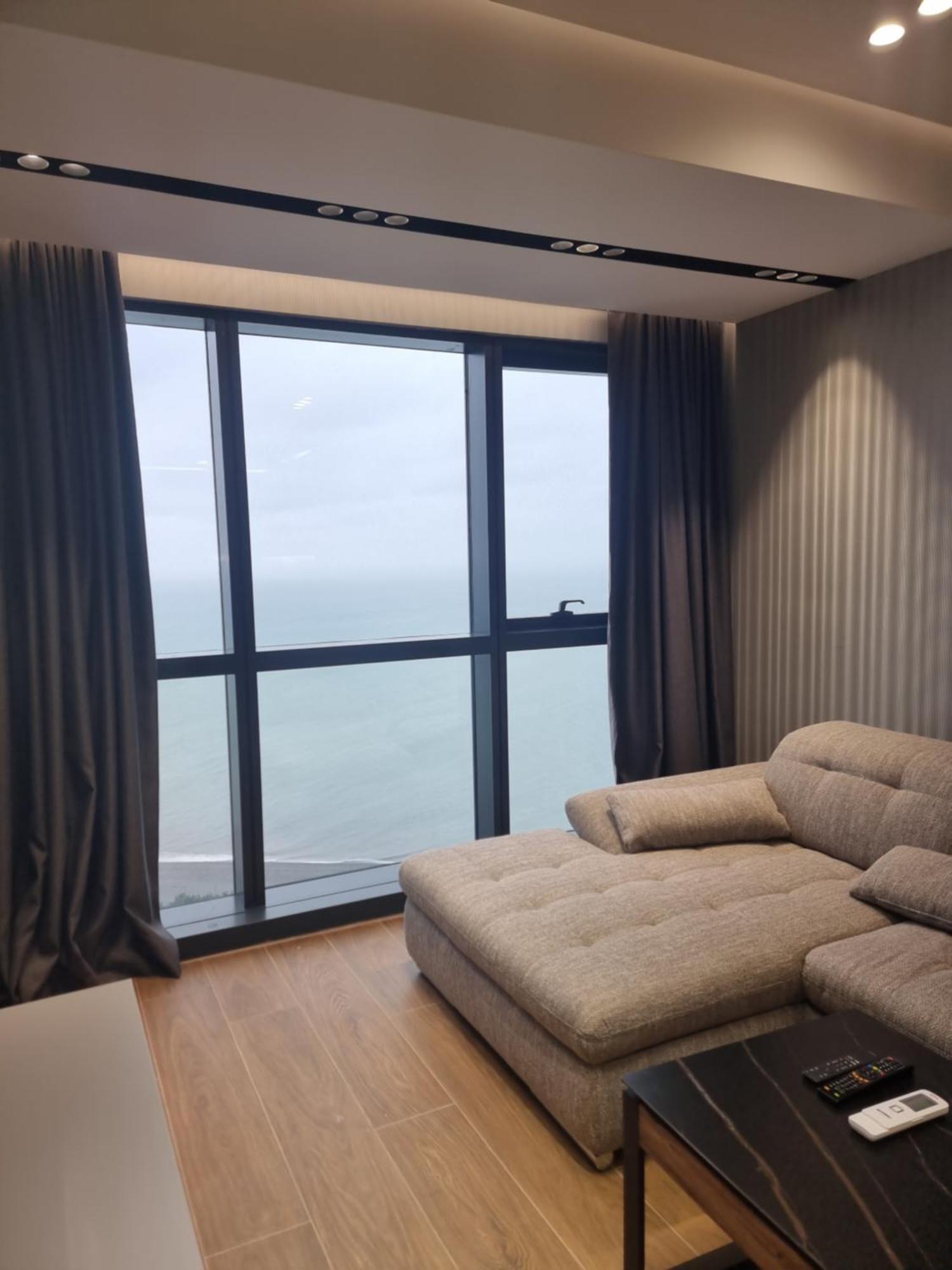 Premium Apartment In Porta Batumi Tower Екстер'єр фото